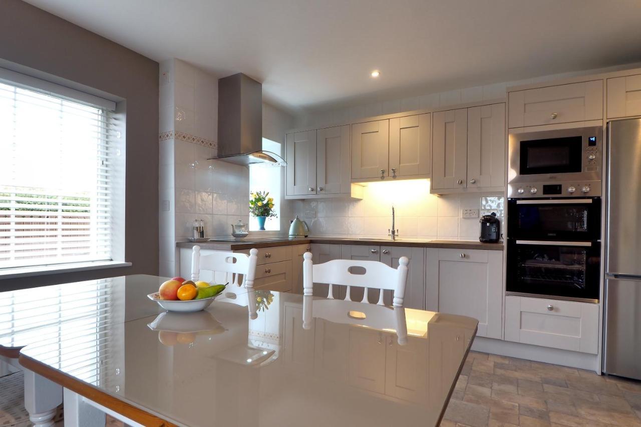Hillcrest Luxury Apartment Kilrush Extérieur photo