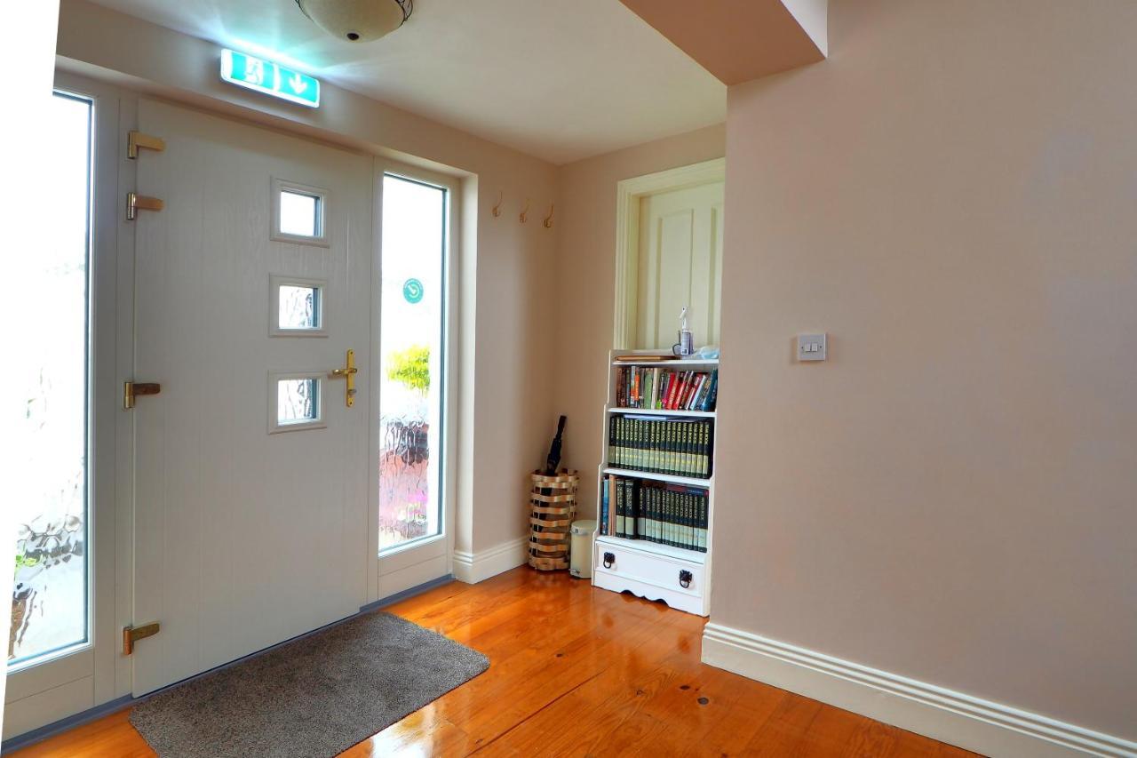 Hillcrest Luxury Apartment Kilrush Extérieur photo